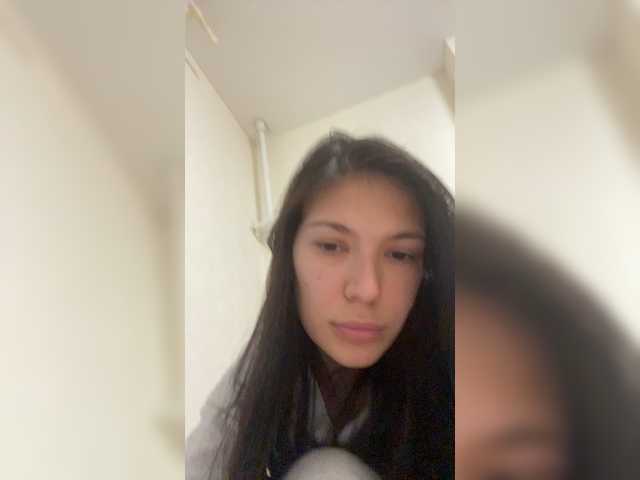 Snímky obrazovky vysielania Sweetdevilsa