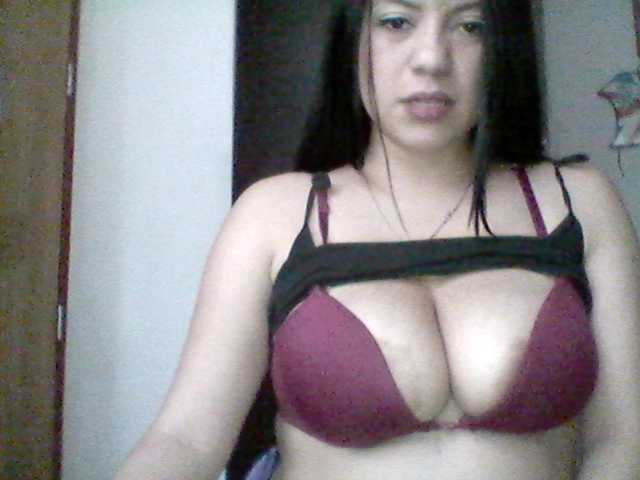 Snímky obrazovky vysielania sweetginko