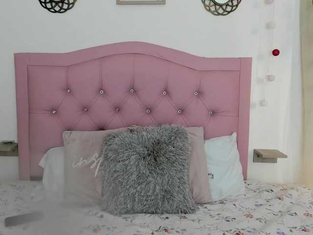 Snímky obrazovky vysielania sweetgirlsmdc