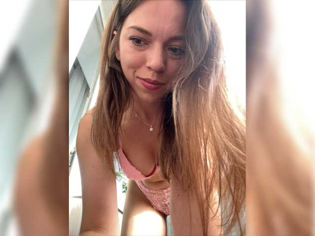 Snímky obrazovky vysielania Vicktorious