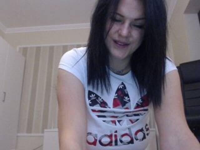 Snímky obrazovky vysielania sweetymony