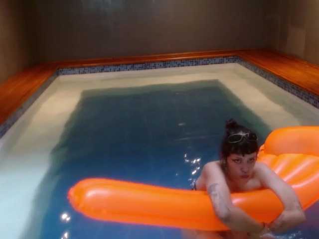 Snímky obrazovky vysielania SYLENEGOTH