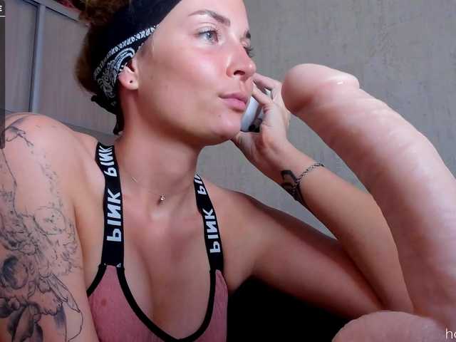 Snímky obrazovky vysielania Tasyaaaa