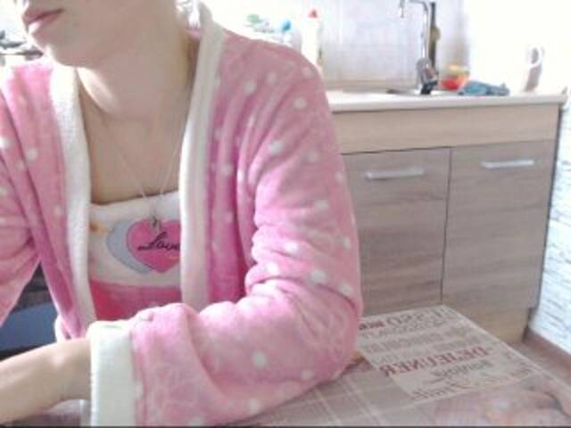 Snímky obrazovky vysielania PlayGirlKiss