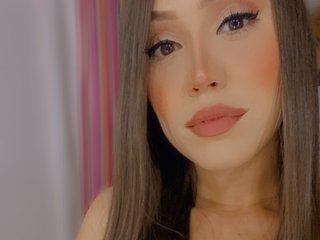 Erotický videorozhovor TessaMiller