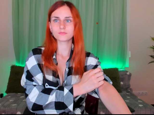 Snímky obrazovky vysielania TinaCutie