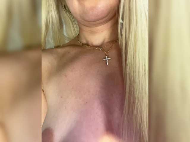 Snímky obrazovky vysielania tinahot