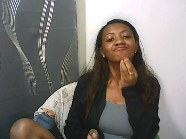 Snímky obrazovky vysielania tinychloe