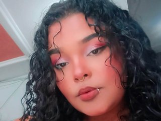 Erotický videohovor TinyZoe18