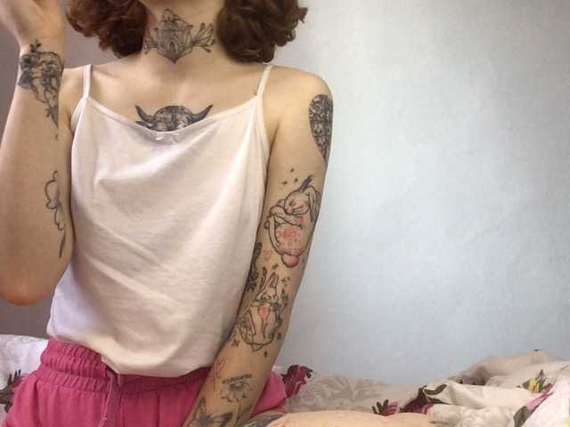 Snímky obrazovky vysielania Toninita