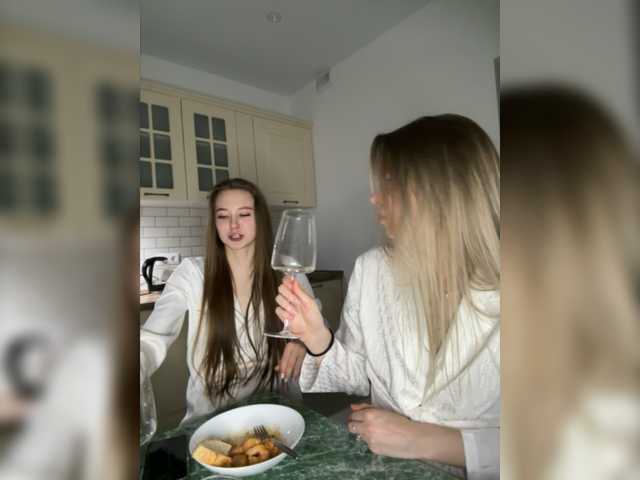 Snímky obrazovky vysielania Utiputishkaa