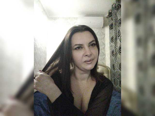 Snímky obrazovky vysielania Valentinasexm