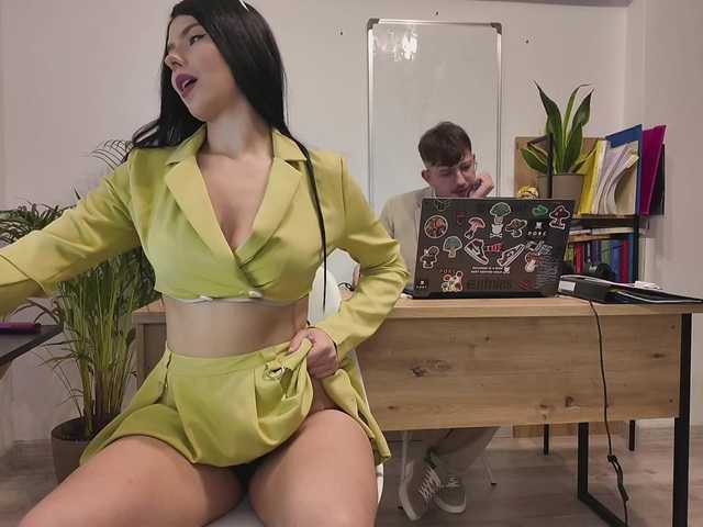 Snímky obrazovky vysielania Valeria_xoxo
