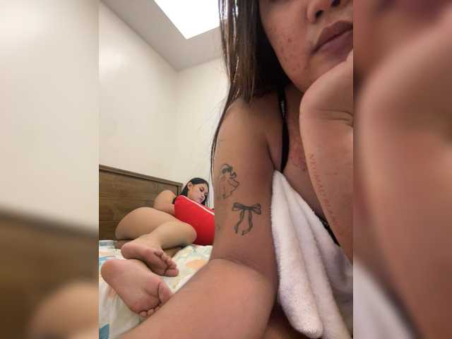 Snímky obrazovky vysielania Velvetsuck