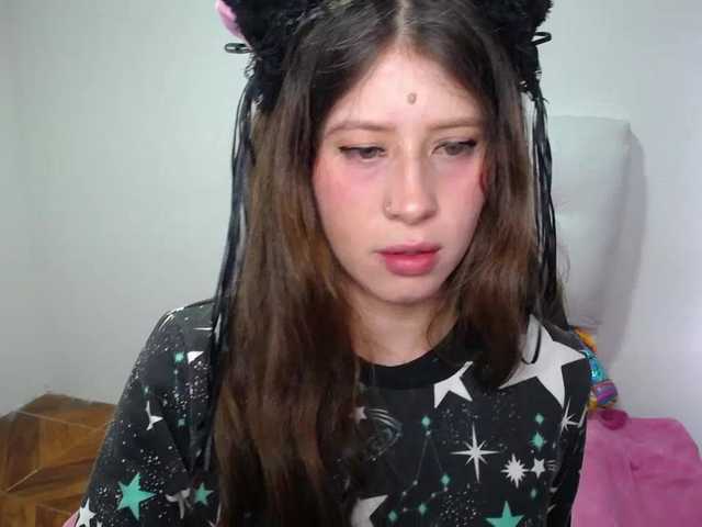 Snímky obrazovky vysielania VenusMoore