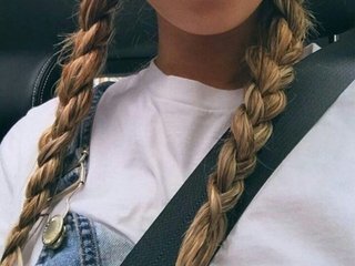 Erotický videohovor Vicsi30