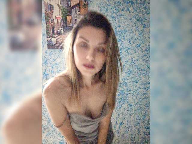 Snímky obrazovky vysielania Vikki81660