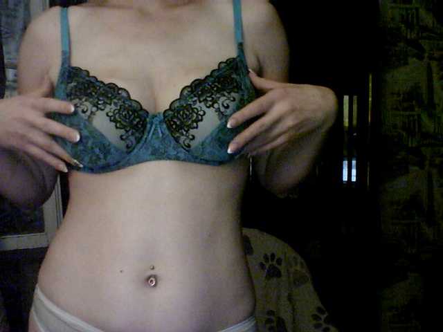 Snímky obrazovky vysielania Wiikysya99