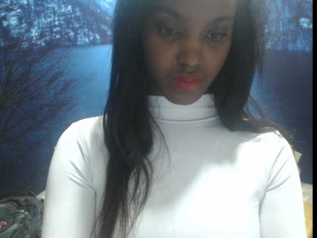 Snímky obrazovky vysielania violetjd