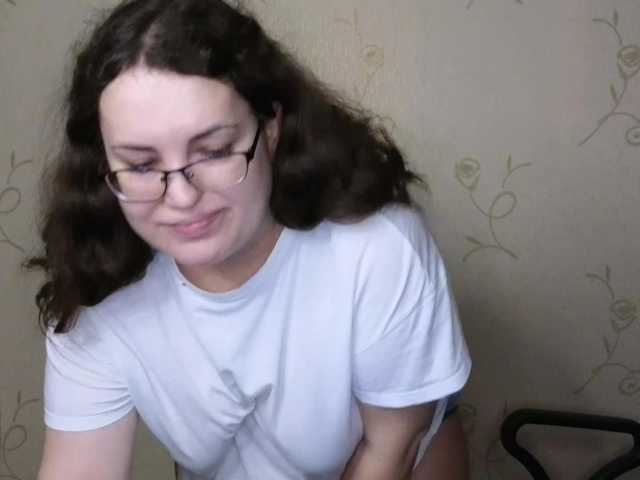 Snímky obrazovky vysielania Vlada-08
