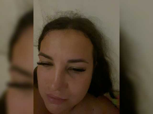 Snímky obrazovky vysielania Vlada-08