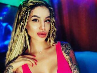 Erotický videohovor wild-amazon