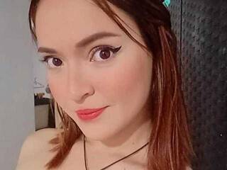 Erotický videohovor Xayah-x