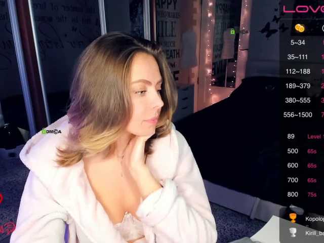 Snímky obrazovky vysielania CallMeAngel