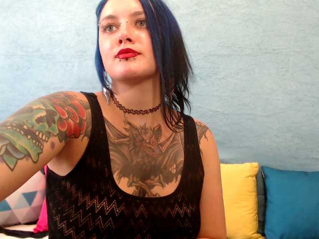Snímky obrazovky vysielania xExoticGirlx