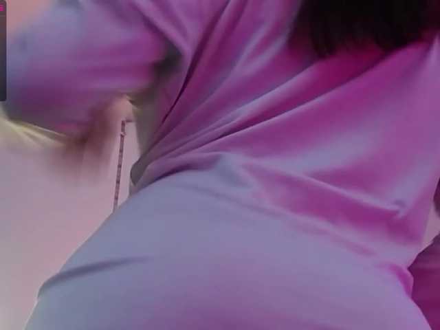 Snímky obrazovky vysielania xextasisxxx