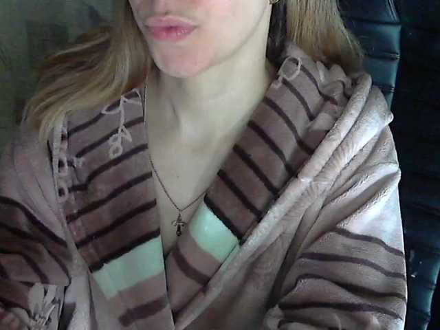 Snímky obrazovky vysielania xlorax777