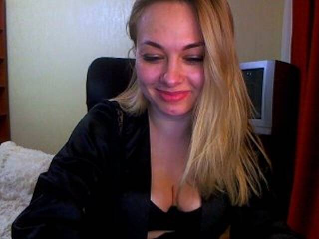 Snímky obrazovky vysielania _Kisuly_