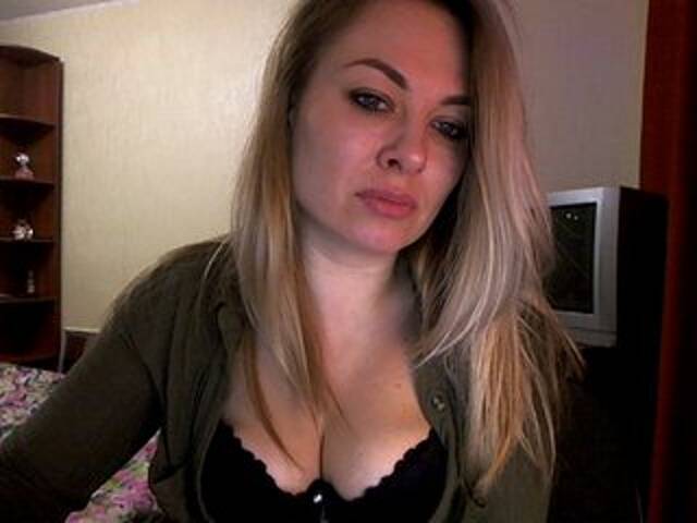 Snímky obrazovky vysielania _Kisuly_