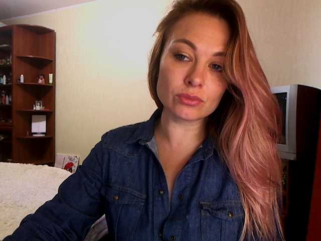 Snímky obrazovky vysielania _Kisuly_