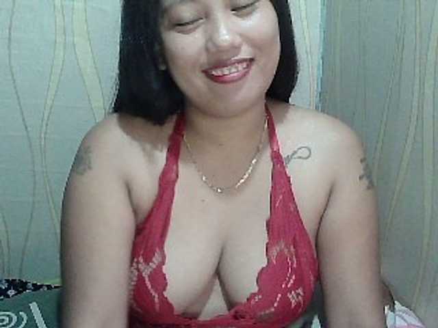 Snímky obrazovky vysielania XxSweetgir24xX