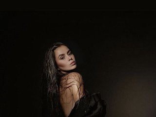 Erotický videohovor LolaSexxx