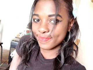 Erotický videohovor Yannapretty