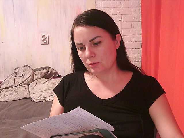 Snímky obrazovky vysielania MistressSexologinia