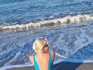 Erotický videohovor Yesenia-1