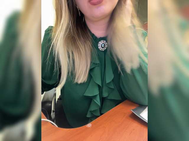 Snímky obrazovky vysielania Your-Kitty