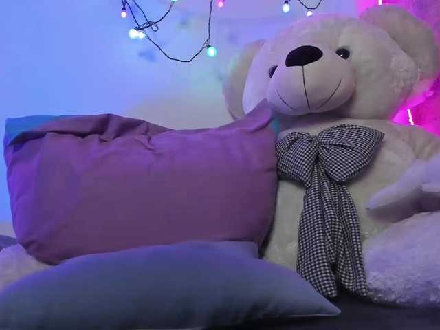 Snímky obrazovky vysielania youreyesgazm