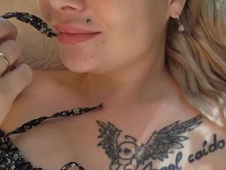 Erotický videohovor YourFunnyBlondiee