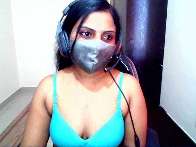 Fotografie yoursavitha5 my neighbour at home | Make me Squirt at Pvt | Today free show for all| Please support | lets party [none] [none] [none]