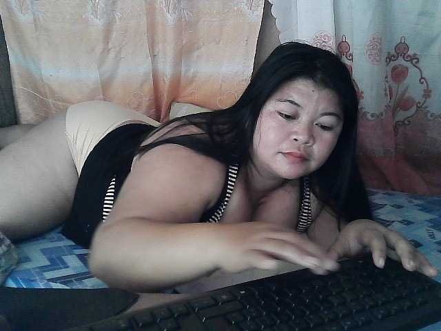 Snímky obrazovky vysielania yummy-ass-pinay